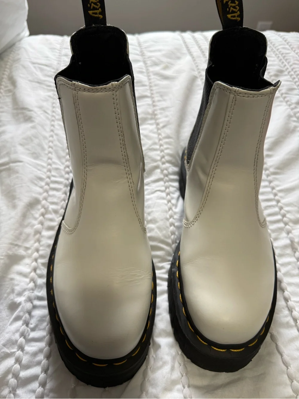 Dr. Martens 2976 Quad Platform Chelsea Boots White Size 7 Women EU 38